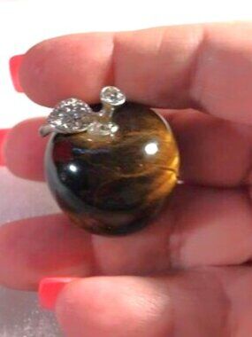 Tiger Eye Apple Carving